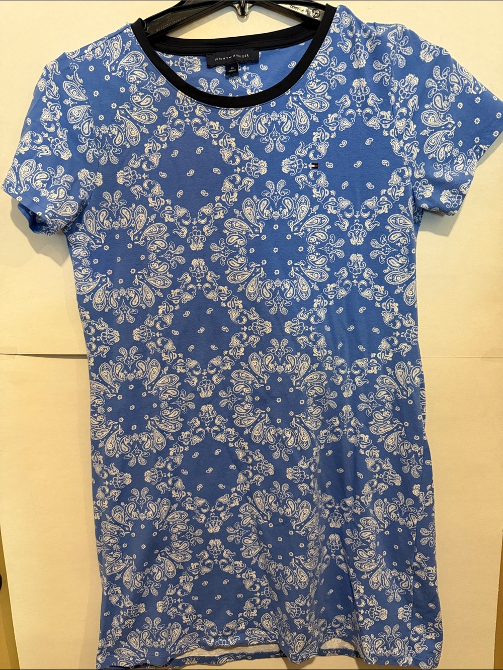 Ladies Medium Blue Paisley Short Sleeve Dress